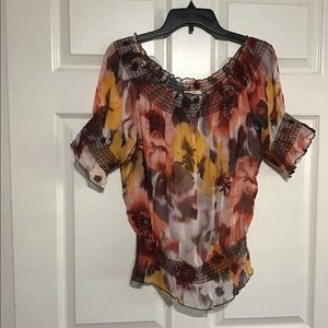 Cache’ off shoulder Rayon top
